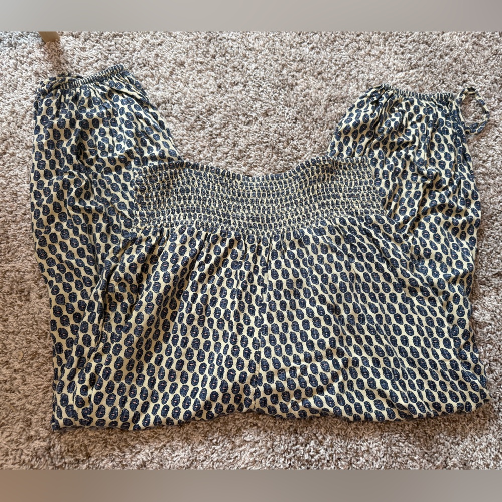 Urban Outfitters Blue and Tan Smocked Balloon Bottoms - Picture 2 of 5
